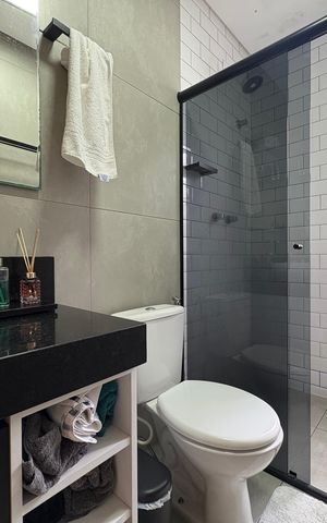 Apartamento à venda com 122m², 2 quartos e 2 vagas Apartamento à venda com 122m², 2 quartos e 2 vagasBanheiro da Suíte