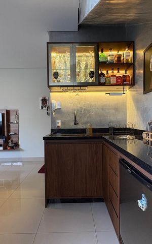 Apartamento à venda com 122m², 2 quartos e 2 vagas Apartamento à venda com 122m², 2 quartos e 2 vagasSala