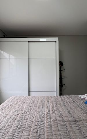 Apartamento à venda com 122m², 2 quartos e 2 vagas Apartamento à venda com 122m², 2 quartos e 2 vagasSuite