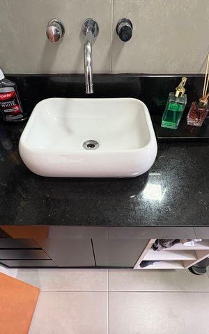 Apartamento à venda com 122m², 2 quartos e 2 vagas Apartamento à venda com 122m², 2 quartos e 2 vagasBanheiro da Suíte