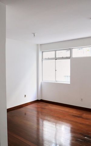 Apartamento à venda com 92m², 3 quartos e 2 vagas Apartamento à venda com 92m², 3 quartos e 2 vagasSala