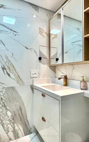 Apartamento à venda com 64m², 2 quartos e 1 vaga Apartamento à venda com 64m², 2 quartos e 1 vagaBanheiro Corredor