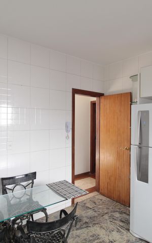 Apartamento à venda com 285m², 5 quartos e 3 vagasCozinha