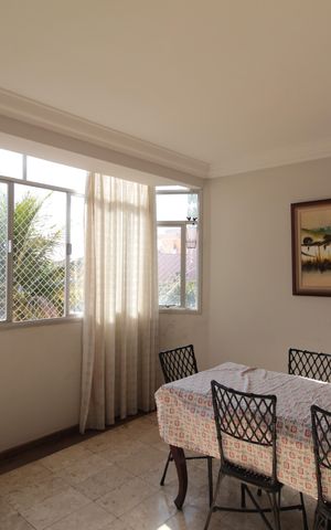 Apartamento à venda com 285m², 5 quartos e 3 vagasSala