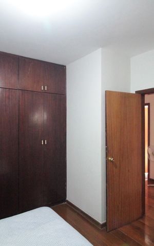 Apartamento à venda com 285m², 5 quartos e 3 vagasSuite