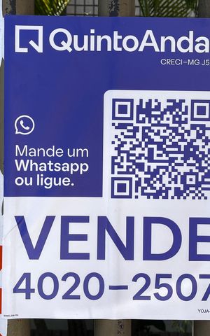 Apartamento à venda com 285m², 5 quartos e 3 vagas Apartamento à venda com 285m², 5 quartos e 3 vagasPlaquinha Instalada