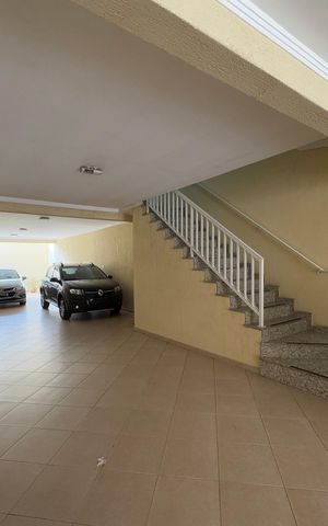 Apartamento para alugar com 51m², 2 quartos e 1 vaga Apartamento para alugar com 51m², 2 quartos e 1 vagaGaragem