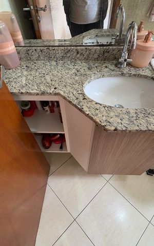 Apartamento para alugar com 51m², 2 quartos e 1 vaga Apartamento para alugar com 51m², 2 quartos e 1 vagaBanheiro da Suíte