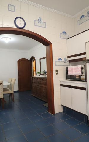 Casa à venda com 232m², 3 quartos e 4 vagasCozinha