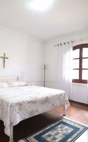 Casa à venda com 232m², 3 quartos e 4 vagasSuíte