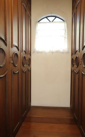 Casa à venda com 232m², 3 quartos e 4 vagasSuíte Closet