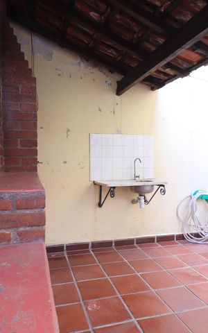 Casa à venda com 232m², 3 quartos e 4 vagasChurrasqueira