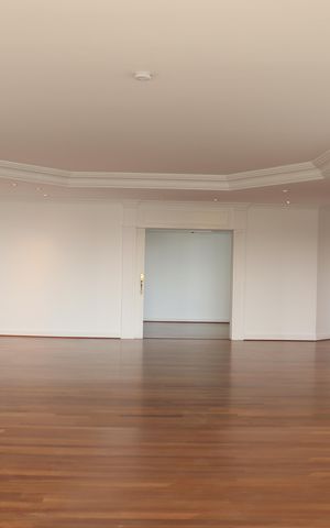 Apartamento à venda com 542m², 5 quartos e 4 vagasSala 1