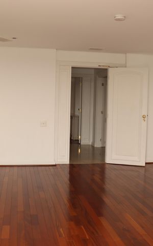 Apartamento à venda com 542m², 5 quartos e 4 vagasQuarto