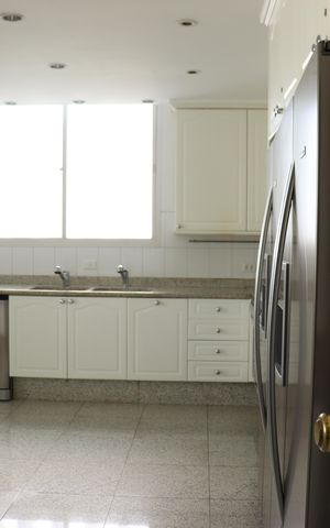 Apartamento à venda com 542m², 5 quartos e 4 vagasCozinha