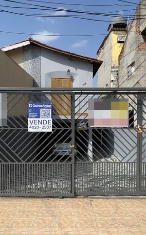 Casa à venda com 167m², 3 quartos e 3 vagas Casa à venda com 167m², 3 quartos e 3 vagasFachada+Placa