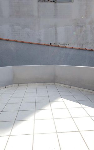 Casa à venda com 300m², 4 quartos e 5 vagas Casa à venda com 300m², 4 quartos e 5 vagasVaranda Quarto 1