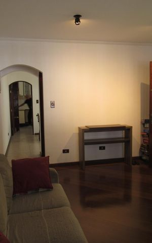 Casa à venda com 175m², 3 quartos e 2 vagasSala