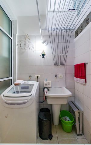 Casa de condomínio à venda com 111m², 3 quartos e 2 vagas Casa de condomínio à venda com 111m², 3 quartos e 2 vagasÁrea de Serviço
