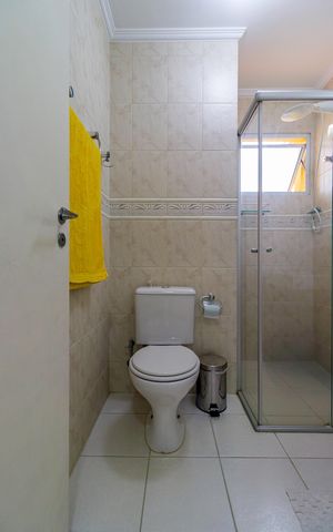 Casa de condomínio à venda com 111m², 3 quartos e 2 vagas Casa de condomínio à venda com 111m², 3 quartos e 2 vagasBanheiro Social