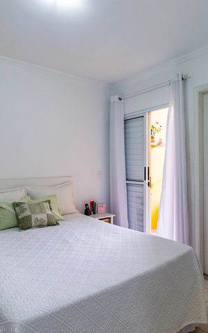 Casa de condomínio à venda com 111m², 3 quartos e 2 vagas Casa de condomínio à venda com 111m², 3 quartos e 2 vagasSuíte