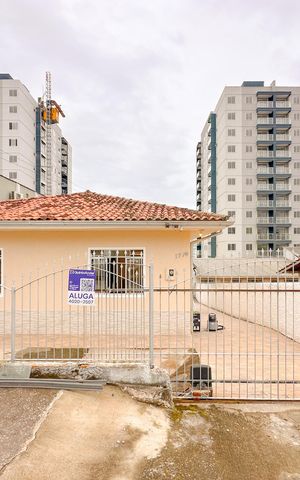 Apartamento para alugar com 130m², 3 quartos e 2 vagasFachada