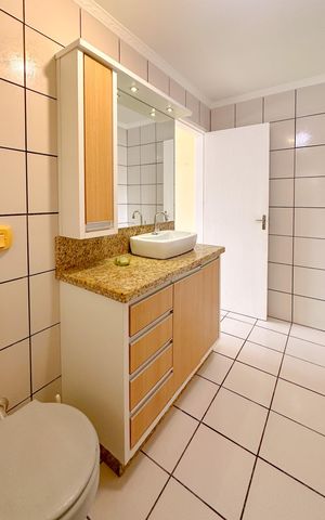 Apartamento para alugar com 130m², 3 quartos e 2 vagasBanheiro da Suíte