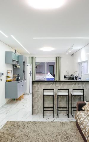 Casa à venda com 160m², 3 quartos e 2 vagasSala