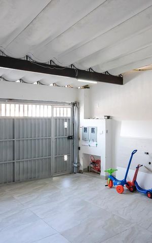 Casa à venda com 160m², 3 quartos e 2 vagasGaragem