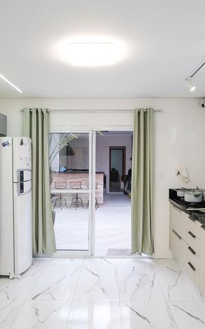 Casa à venda com 160m², 3 quartos e 2 vagasCozinha