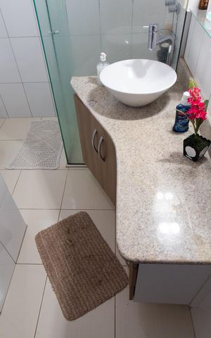 Casa à venda com 315m², 4 quartos e 4 vagas Casa à venda com 315m², 4 quartos e 4 vagasBanheiro