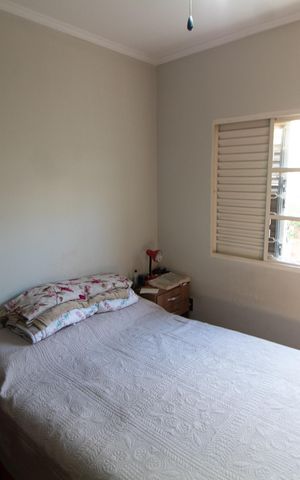 Casa à venda com 315m², 4 quartos e 4 vagas Casa à venda com 315m², 4 quartos e 4 vagasSuíte