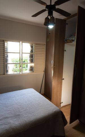 Casa à venda com 315m², 4 quartos e 4 vagas Casa à venda com 315m², 4 quartos e 4 vagasSuíte