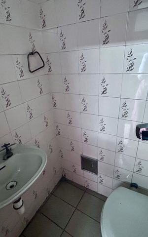 Casa para alugar com 316m², 3 quartos e 2 vagas Casa para alugar com 316m², 3 quartos e 2 vagasLavabo 1