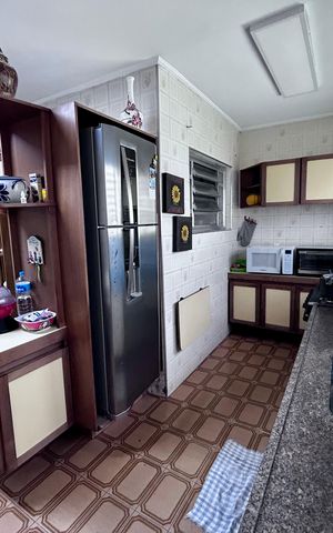 Casa para alugar com 316m², 3 quartos e 2 vagas Casa para alugar com 316m², 3 quartos e 2 vagasCozinha