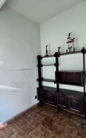 Casa para alugar com 316m², 3 quartos e 2 vagas Casa para alugar com 316m², 3 quartos e 2 vagasÁrea comum - Sala de estudo