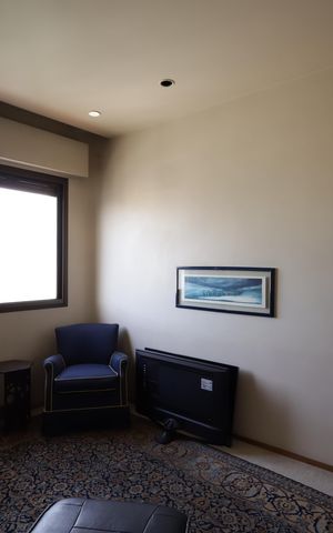 Apartamento à venda com 476m², 4 quartos e 5 vagasQuarto 2