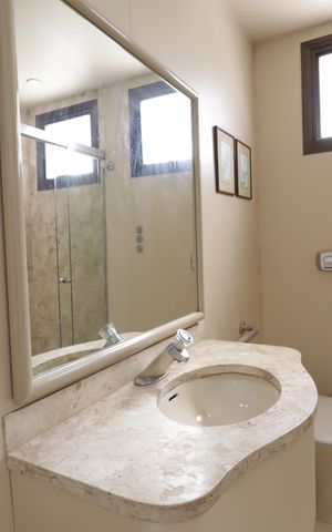Apartamento à venda com 476m², 4 quartos e 5 vagasBanheiro - 2° andar