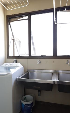 Apartamento à venda com 476m², 4 quartos e 5 vagasÁrea de Serviço
