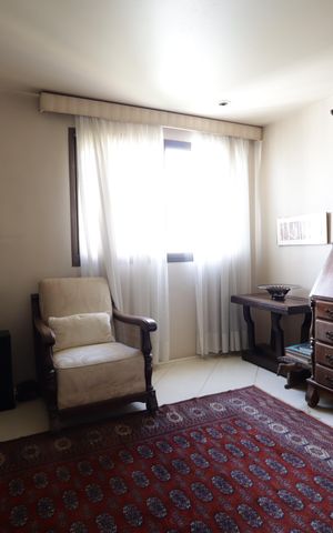 Apartamento à venda com 476m², 4 quartos e 5 vagasSala - 2° andar