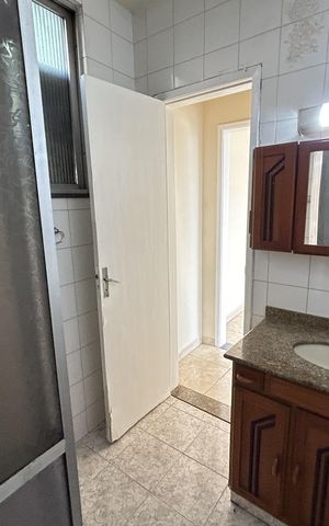 Apartamento para alugar com 100m², 2 quartos e sem vagaBanheiro