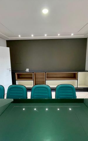 Casa à venda com 380m², 4 quartos e 4 vagas Casa à venda com 380m², 4 quartos e 4 vagasCozinha