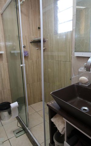 Casa de condomínio à venda com 146m², 2 quartos e 1 vagaBanheiro 1