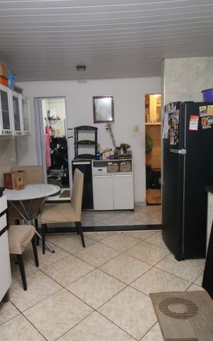 Casa de condomínio à venda com 146m², 2 quartos e 1 vagaCozinha