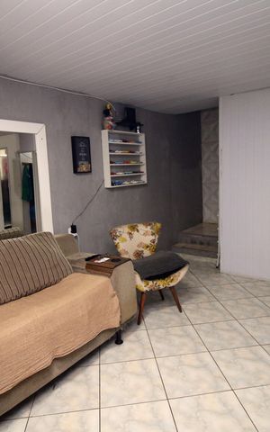 Casa de condomínio à venda com 146m², 2 quartos e 1 vagaSala