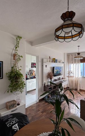 Apartamento à venda com 56m², 2 quartos e 1 vaga Apartamento à venda com 56m², 2 quartos e 1 vagaSala