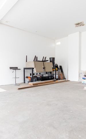 Casa à venda com 143m², 1 quarto e 2 vagas Casa à venda com 143m², 1 quarto e 2 vagasSala/Cozinha