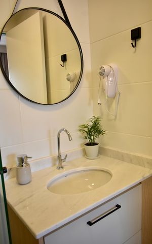 Studio à venda com 27m², 0 quarto e sem vaga Studio à venda com 27m², 0 quarto e sem vagaBanheiro Social
