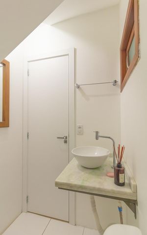 Casa de condomínio à venda com 92m², 3 quartos e 3 vagas Casa de condomínio à venda com 92m², 3 quartos e 3 vagasLavabo