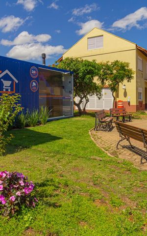 Casa de condomínio à venda com 92m², 3 quartos e 3 vagas Casa de condomínio à venda com 92m², 3 quartos e 3 vagasÁrea comum